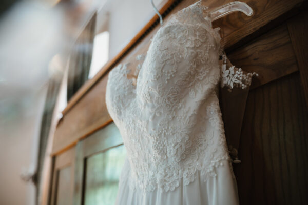 How to Store a Wedding Dress | Advantage Storage
